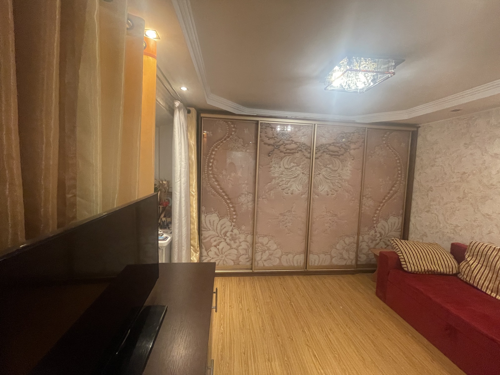 Продаж 2 кімнатної квартири на Київській фото 1